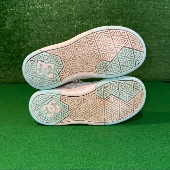 DC Shoes Pastel Blue Pink Iridescent Sneakers Preschool Little Girls Size 13C - Picture 5 of 6